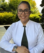 Ana Laura Flores Ferreira